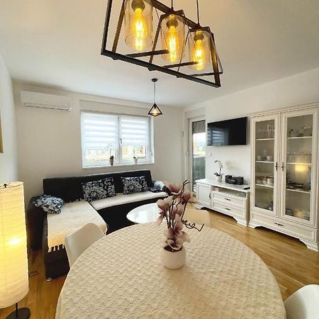 Orhidea Doboj Apartment ภายนอก รูปภาพ