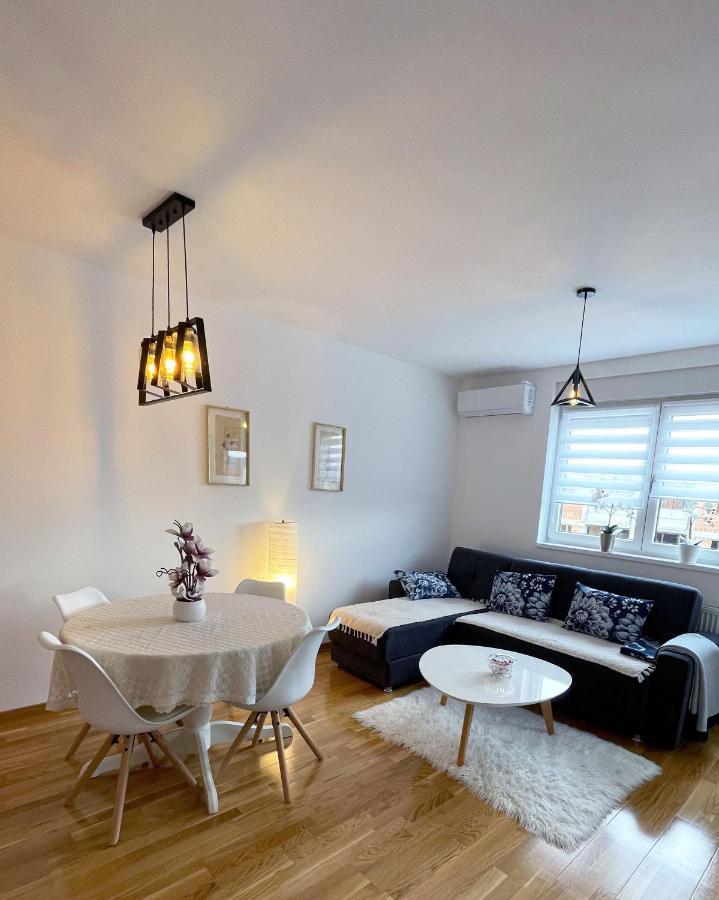 Orhidea Doboj Apartment ภายนอก รูปภาพ